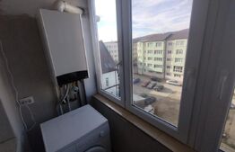 Apartament 3 camere,2 bai,balcon,60mp,semidecomandat,renovat ,oras Beclean