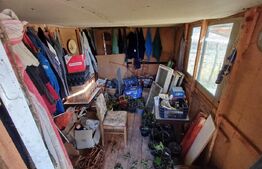 Casa + 20 arii  teren, distanta  30 km de Bistrita