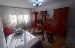 Apartament 3 camere,65mp,decomandat,parter inalt,parcare,zona noua,oras Beclean