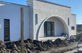 Casa 2 dormitoare, 80 mp, Zona Dedeman