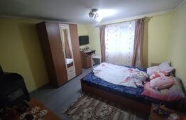 Casa cu 4 camere, 90 mp utili, 6300 mp teren, zona Mijloceni Bargaului