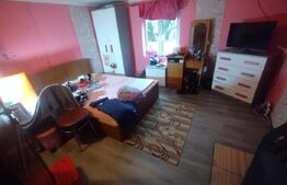 Casa cu 4 camere, 90 mp utili, 6300 mp teren, zona Mijloceni Bargaului