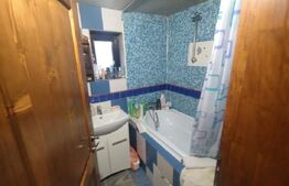 Casa cu 4 camere, 90 mp utili, 6300 mp teren, zona Mijloceni Bargaului