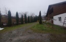 Casa cu 4 camere, 90 mp utili, 6300 mp teren, zona Mijloceni Bargaului