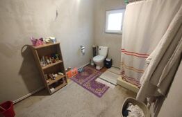 Casa 2 nivele, 6 camere, 150 mp utili, teren 3300 mp, zona Mijloceni Bargaului