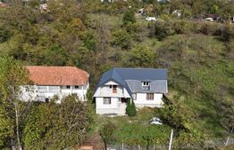Casa retrasa - 15 km Beclean