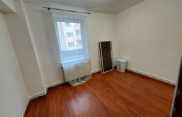 Apartament 4 camere, 90 mp, balcon, zona Central