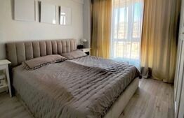 Apartament 3 camere, decomandat, etaj intermediar + loc de parcare 