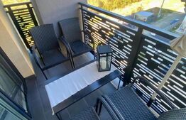 Apartament 3 camere, decomandat, etaj intermediar + loc de parcare 