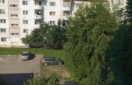 Apartament 3 camere, 70 mp, etaj 3, zona centrala