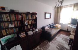 Apartament 3 camere,60 mp,etaj 1,parcare,garaj,zona centrala oras Nasaud