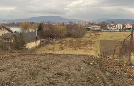 Teren intravilan de vânzare, 33 arii, zona strada Ghinzi,  Bistrița