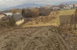 Teren intravilan de vânzare, 33 arii, zona strada Ghinzi,  Bistrița