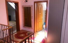 Casa de vânzare, cu 4 camere, 190 mp, zona Codrișor, Bistrița