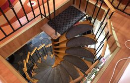 Casa de vânzare, cu 4 camere, 190 mp, zona Codrișor, Bistrița