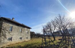 Casa de vânzare în Bistrița-Bargaului cu 30 arii teren 
