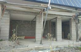 Casa de vacanta tip A, 3 camere, 150 mp+4100 mp teren, zona Colibita