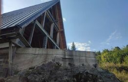 Casa de vacanta tip A, 3 camere, 150 mp+4100 mp teren, zona Colibita