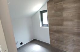 Casă de vacanță, 3 camere, 100 mp, zona Colibița