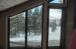 Casă de vacanță, 3 camere, 100 mp, zona Colibița