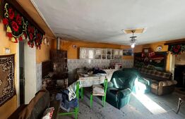 Casa individuala de vanzare, 110 mp + 2700 mp teren,  la 11 km de Bistrita