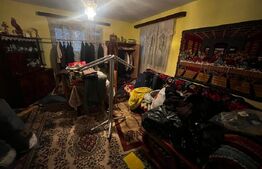 Casa individuala de vanzare, 110 mp + 2700 mp teren,  la 11 km de Bistrita