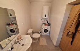 Casa de vanzare, cu 2 camere, 70 mp, zona Uriu