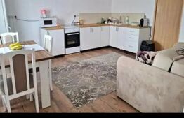 Casa de vanzare, cu 2 camere, 70 mp, zona Uriu