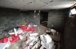 Casa 120 mp, semifinisata, 16 ari de teren, zona Livezile