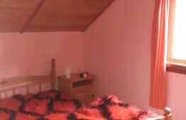 Casă de vacanță în Piatra Fântânele + 4,5 arii teren