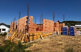 Casa Individuala cu 4 camere, 115 mp+teren 500 mp, zona Sigmir