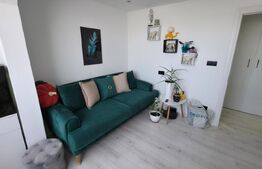 Apartament de vanzare, cu 4 camere, 83 mp utili, strada Tarpiului