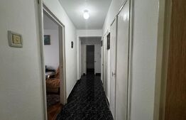 Apartament de vazare, cu 4 camere, 90 mp + balcoane, zona Lama, etaj intermediar