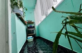 Apartament de vazare, cu 4 camere, 90 mp + balcoane, zona Lama, etaj intermediar