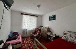 Apartament de vazare, cu 4 camere, 90 mp + balcoane, zona Lama, etaj intermediar