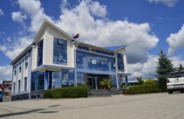 Hotel de vanzare in Bistrita, pe centură