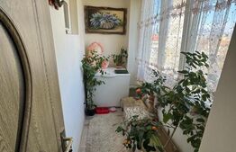 Apartament de vanzare, 3 camere, 64 mp, decomandat, zona INDEPENDENTEI