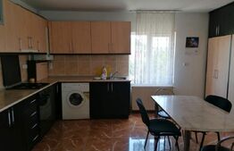 Apartament spatios de vanzare, 5 camere, 93 mp, zona Hotel Diana