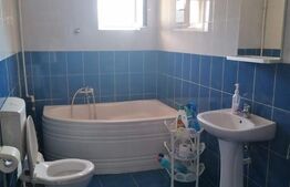 Apartament spatios de vanzare, 5 camere, 93 mp, zona Hotel Diana