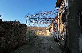 🏡Casa de vanzare, cu 5 camere, 200 mp, Livezile