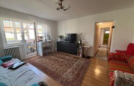 Apartament 3 camere zona Andrei Muresanu