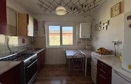 Apartament 3 camere zona Andrei Muresanu