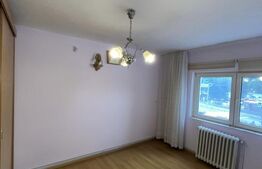 Apartament spațios de 85 mp, 3 dormitoare, 2 băi, etaj 1, Bistrita