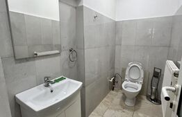 Spațiu comercial, cu 2 camere, 50 mp, zona Centrala