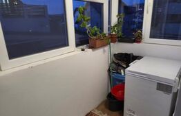 Apartament de vanzare, cu 2 camere, 50 mp, str. Tarpiului