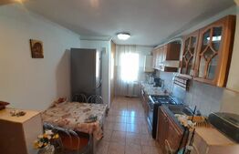 Apartament cu 3 camere, decomandat, 65 mp, zona Kaufland