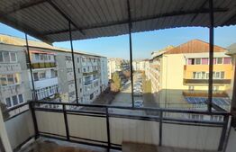 Apartament cu 3 camere, decomandat, 65 mp, zona Kaufland