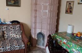 Casă spațioasă cu 7 camere, 200 mp, teren 10 ari, zona Tarlisua