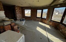 Casă semifinisată, 6 camere la 5 Km de Beclean