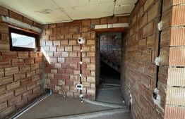 Casă semifinisată, 6 camere la 5 Km de Beclean